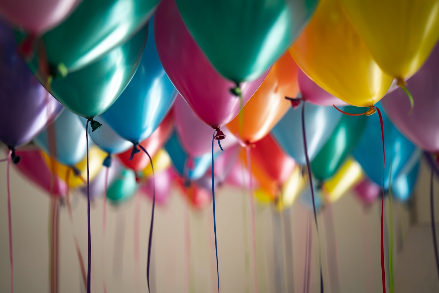 Top Reasons to Choose Video E-Cards for Birthdays